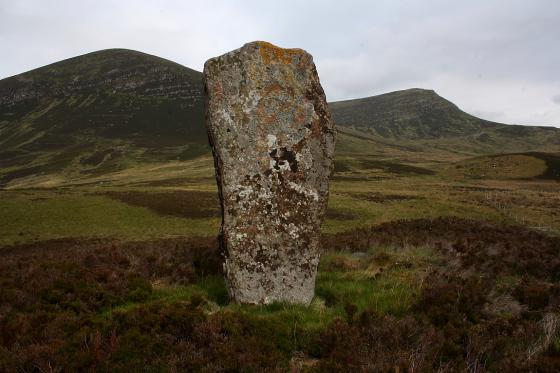 Clach Mhic Mhios, Glen Loth (Standing Stone / Menhir)