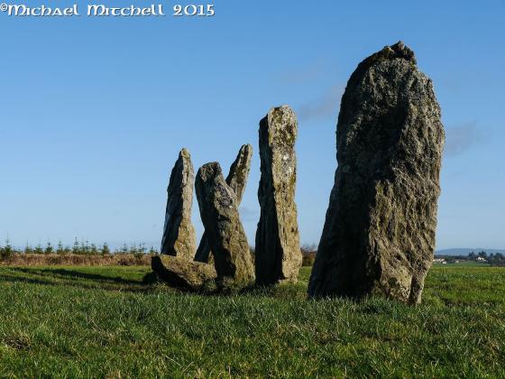 An Seisear (Stone Row / Alignment)