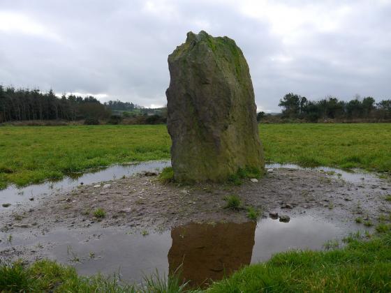 Hornhill (Standing Stone / Menhir)