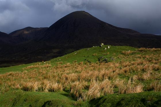 An Sithean (Chambered Cairn)