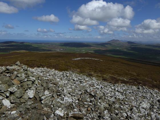 Mynydd Rhiw (Barrow / Cairn Cemetery)