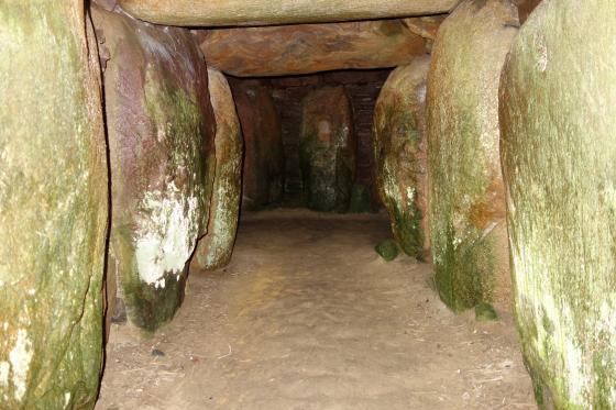 Kong Asgers Hoj (Passage Grave)