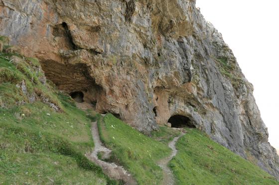 Creag Nan Uamh (Cave / Rock Shelter)