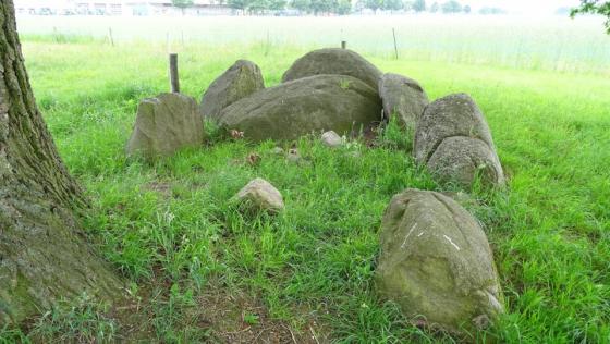 Nartum (Dolmen / Quoit / Cromlech)