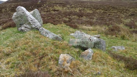 Lyne (Chambered Cairn)