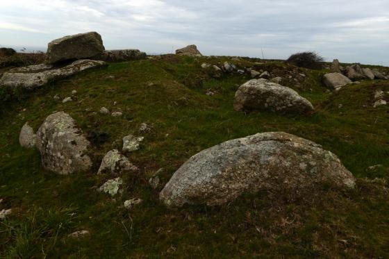 Tredinney Barrow (Cairn(s))