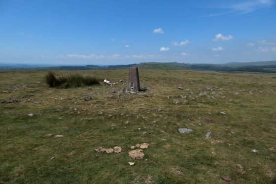 Gutter Tor cairns (Cairn(s))
