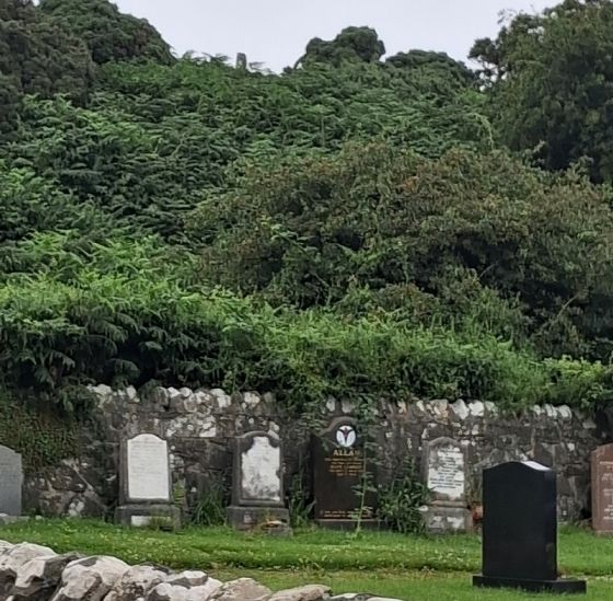 St. Cathan’s Church (Standing Stone / Menhir)