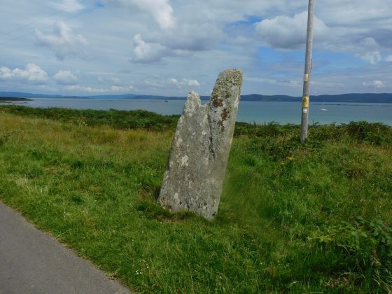 Carragh an Tarbert (Standing Stone / Menhir)