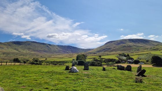 Arthog Standing Stones (Cairn circle)