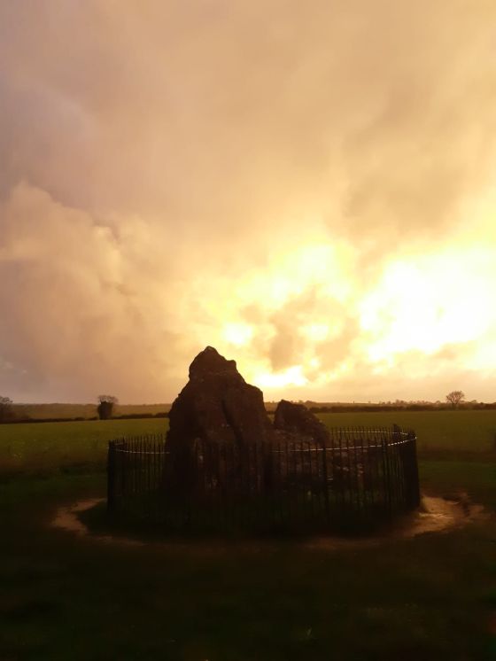 The Whispering Knights (Burial Chamber)