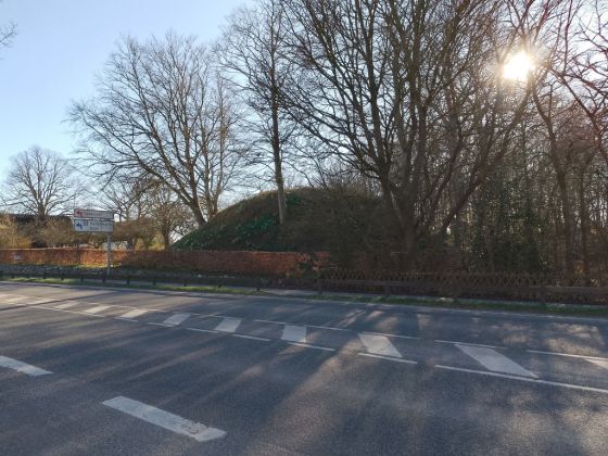Bregninge Præstegaard (Artificial Mound)