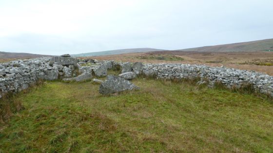 Cloghanmore (Court Tomb)