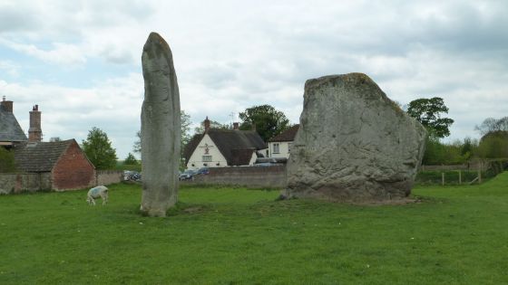 The Cove (Standing Stones)