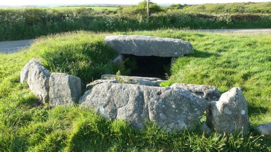 Tregiffian (Entrance Grave)