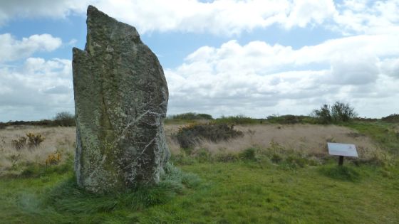 Men Gurta (Standing Stone / Menhir)