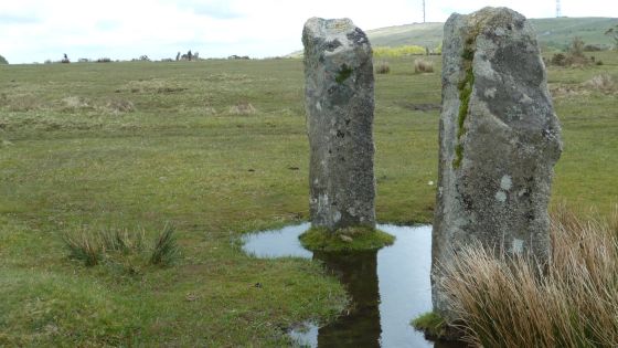 The Pipers (St Cleer) (Standing Stones)