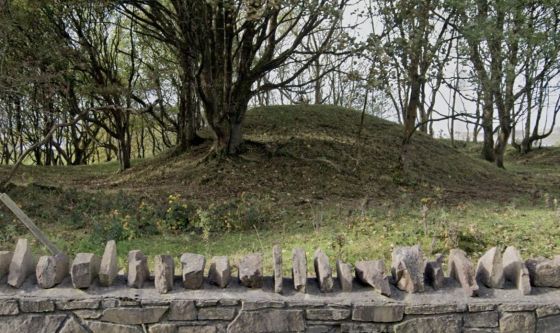 Scurmore Bowl Barow (Round Barrow(s))