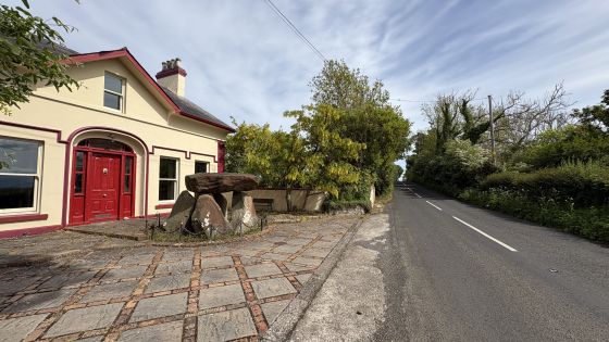 Ballylumford (Passage Grave)