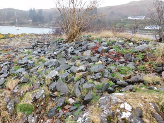 Eilean Carnaich (Cairn(s))