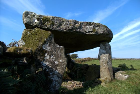 Ystumcegid (Dolmen / Quoit / Cromlech)