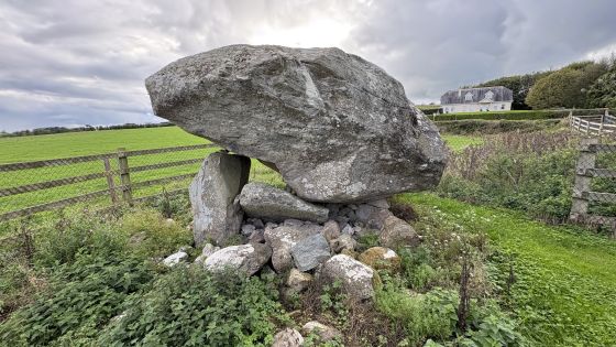 Dunhill (Portal Tomb)