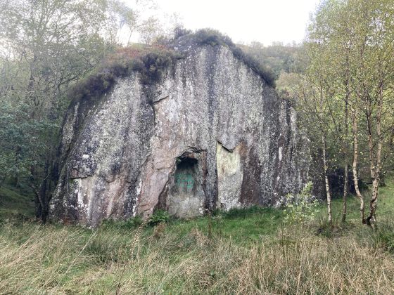 The Bull Stone (Natural Rock Feature)