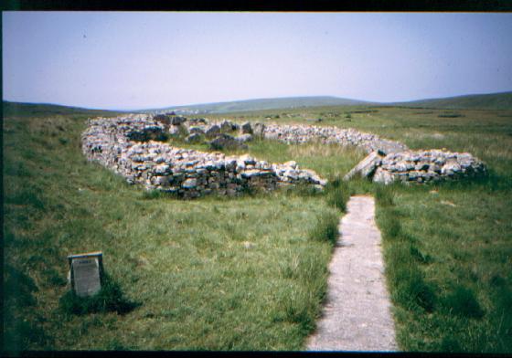 Cloghanmore (Court Tomb)