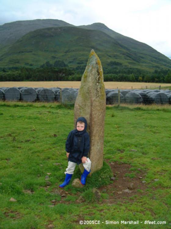 Gruline (Standing Stone / Menhir)