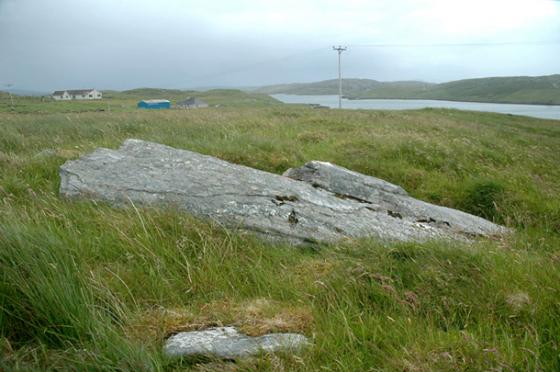 Airigh Mhaoldonuich (Standing Stone / Menhir)