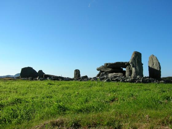 Trefignath (Chambered Cairn)