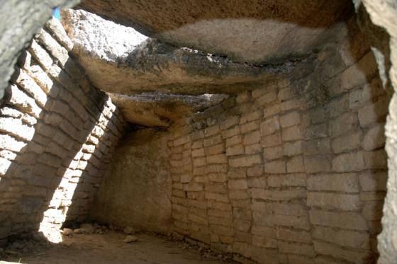 Dolmen de Gallardet (Passage Grave)