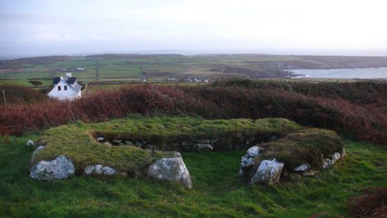 Holyhead Mountain Hut Group (Ancient Village / Settlement / Misc. Earthwork)