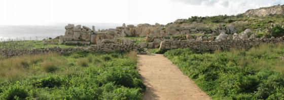 Mnajdra (Ancient Temple)