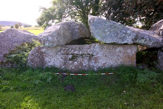 Ragnvalds grav (Passage Grave)