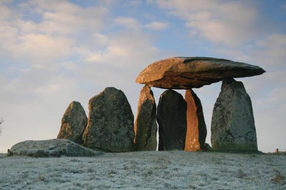 Pentre Ifan (Dolmen / Quoit / Cromlech)