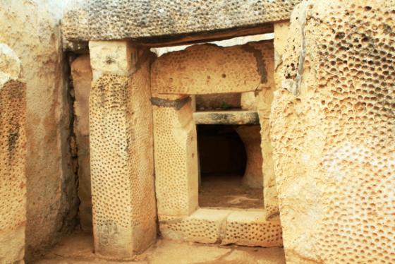 Mnajdra (Ancient Temple)