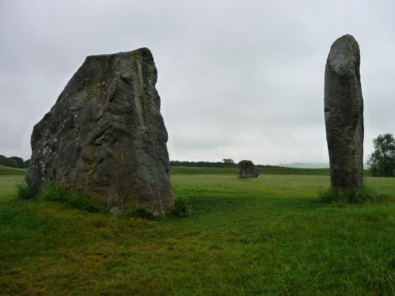 The Cove (Standing Stones)
