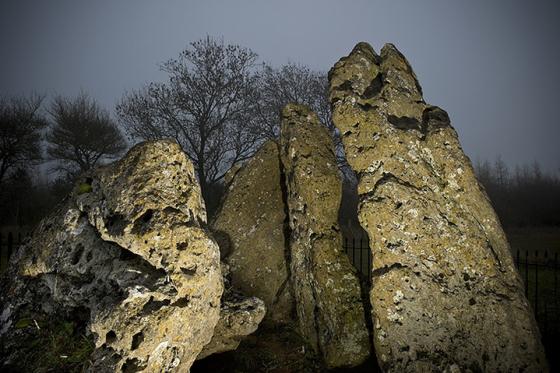 The Whispering Knights (Burial Chamber)
