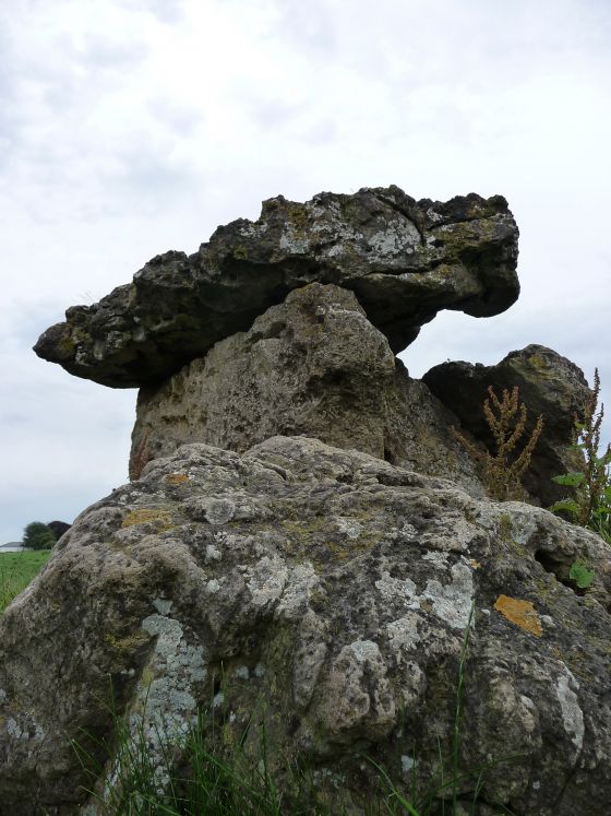 St. Lythans (Dolmen / Quoit / Cromlech)