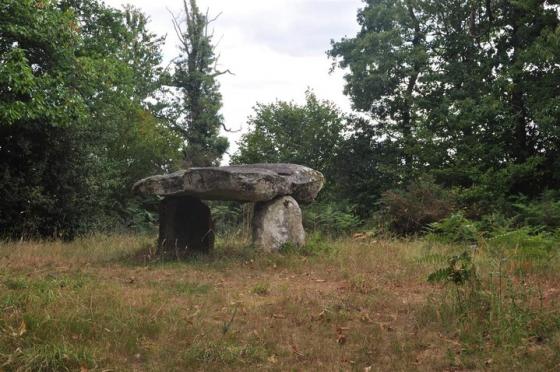 Rouffignac (Dolmen / Quoit / Cromlech)