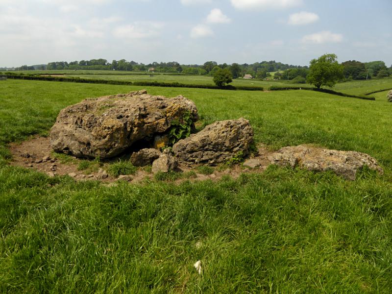 CoedyCwm (Chambered Tomb) — The Modern Antiquarian