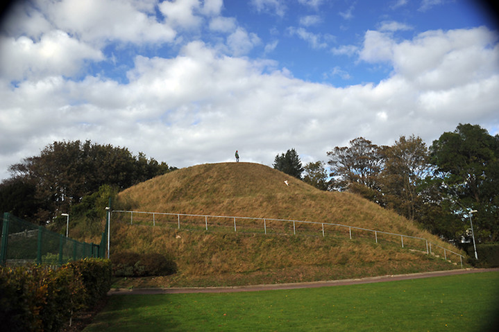 Image of The Tump, Lewes (Artificial Mound) by A R Cane