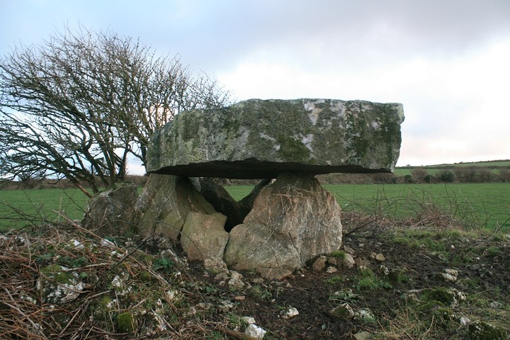Image of Pawton Quoit by postman