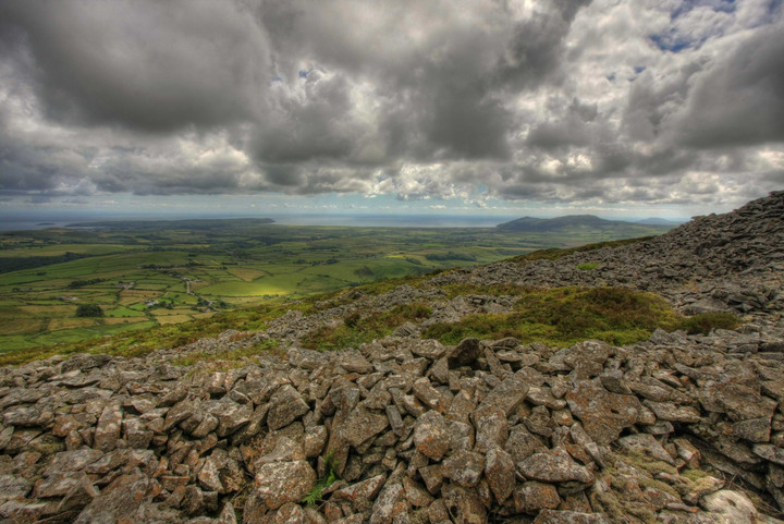 Image of Carn Fadryn (Hillfort) by jones-y-gog
