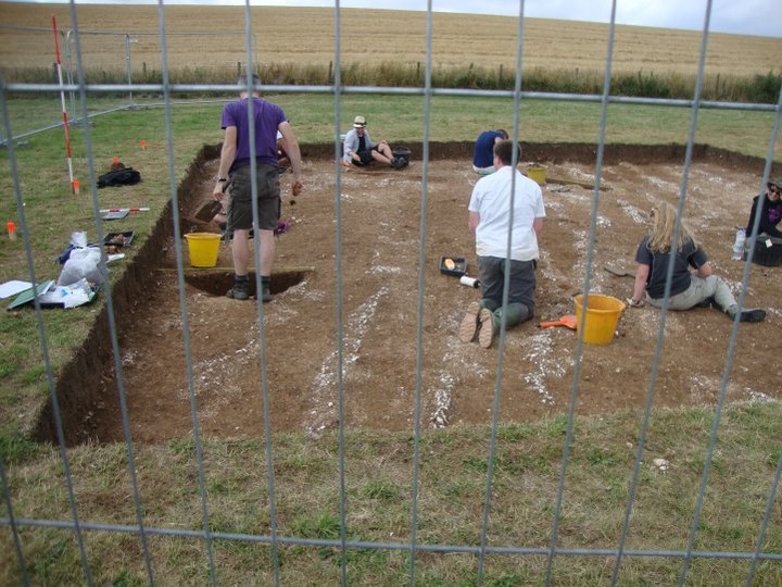 Image of West Kennet Avenue Settlement Site by Chance