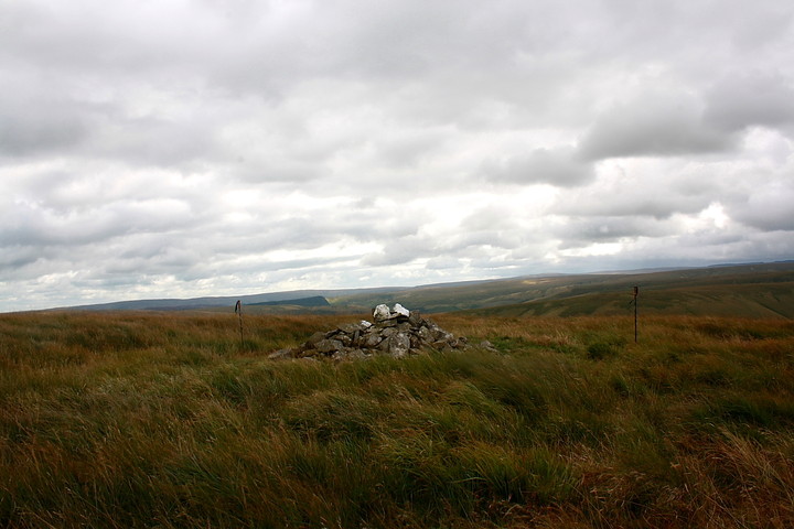 Image of Banc Cynnydd, Cwmdeuddwr (Cairn(s)) by GLADMAN