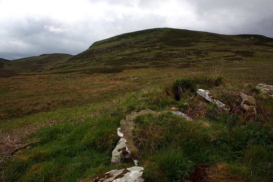 Image of Torr Beag (Chambered Cairn) by GLADMAN