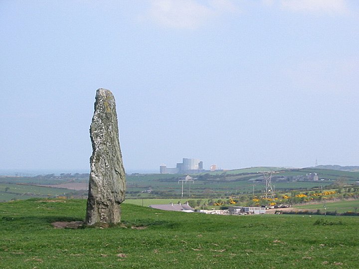 Image of Pen-yr-Orsedd (North) (Standing Stone / Menhir) by stubob