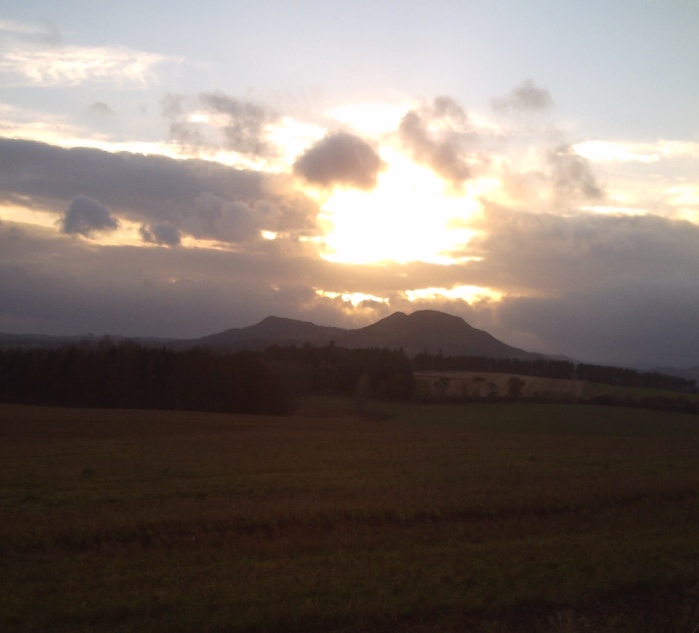 Image of Eildon Hills by Howburn Digger